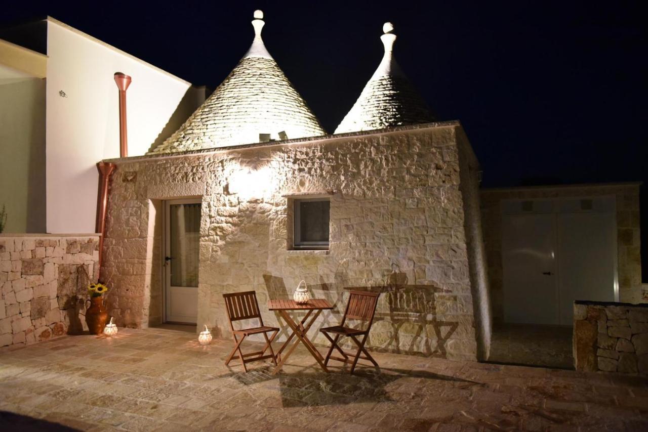 Trulli Dal Sole Alla Luna Villa Martina Franca Exterior foto