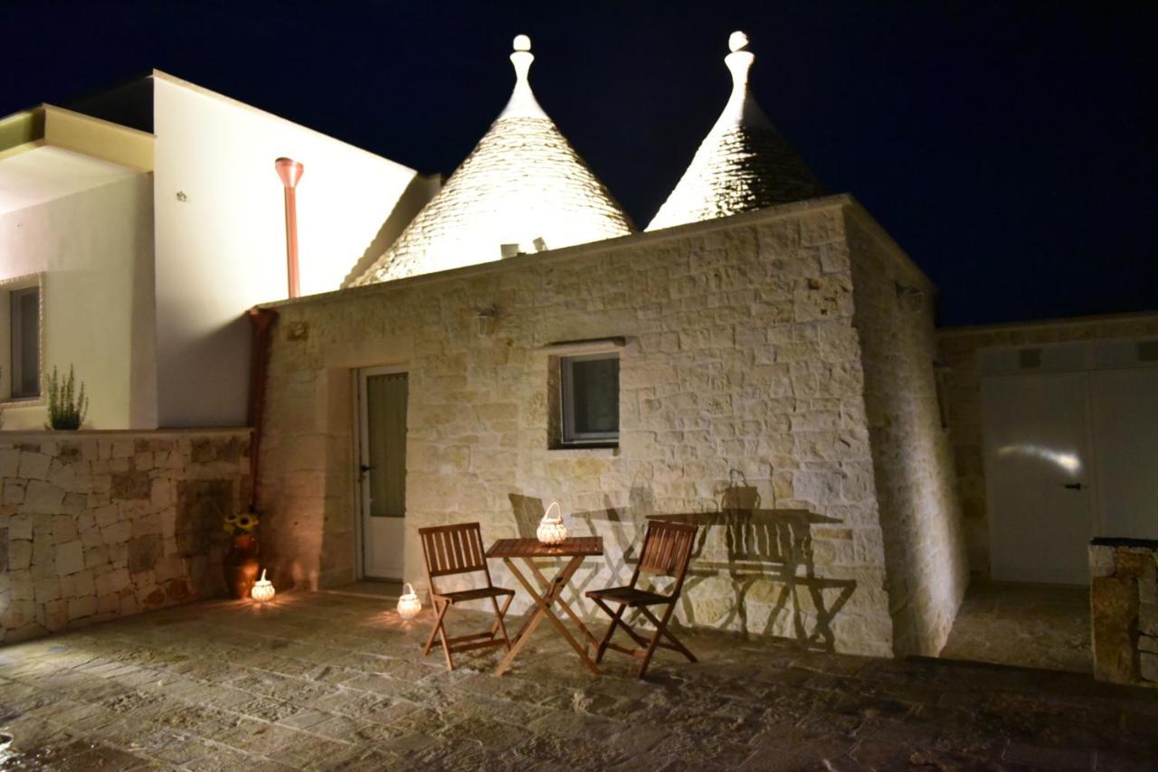 Trulli Dal Sole Alla Luna Villa Martina Franca Exterior foto